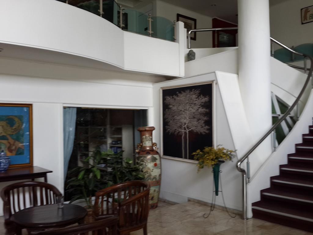 Reddoorz Plus Near Kebayoran Baru Blok S Jakarta Exteriör bild